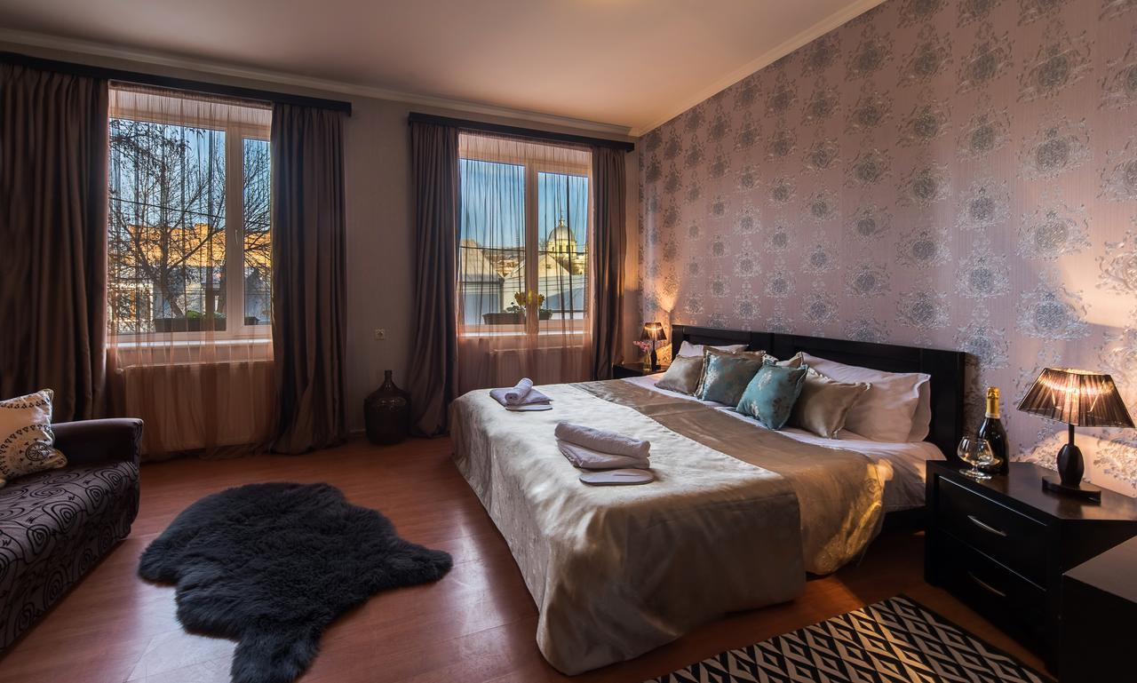 Gold Star Hotel Τυφλίδα Εξωτερικό φωτογραφία