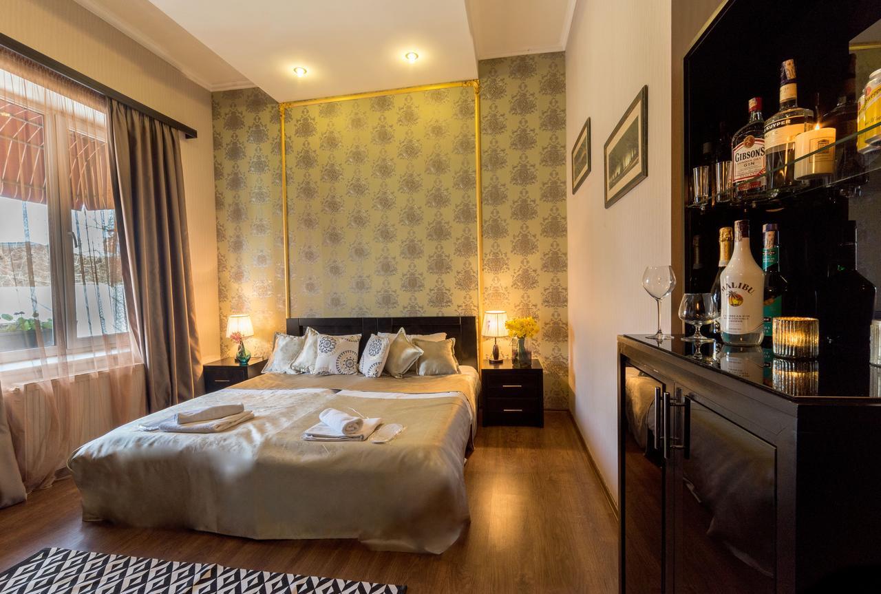Gold Star Hotel Τυφλίδα Εξωτερικό φωτογραφία