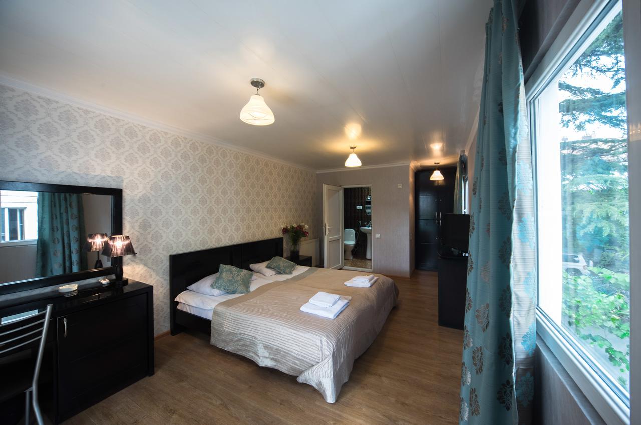 Gold Star Hotel Τυφλίδα Εξωτερικό φωτογραφία